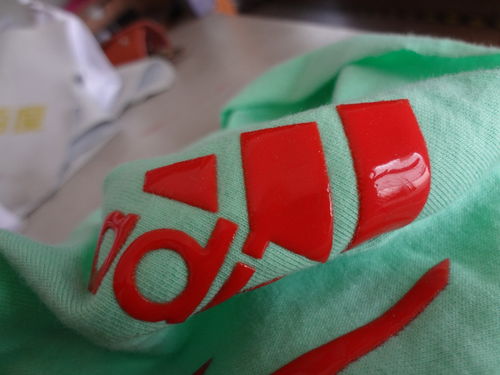 食品級環(huán)保絲印織帶硅膠 ab組分液體硅膠生產(chǎn)廠家 硅膠絲印操作說明